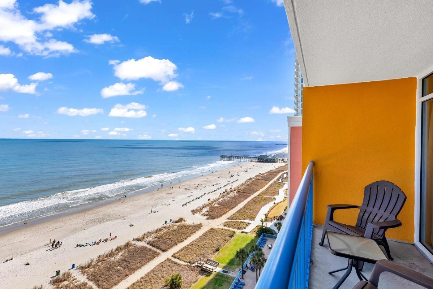 Hosteeva Stunning Atlantica Resort Condo W Ocean-Front Views And Pools 미를 비치 외부 사진