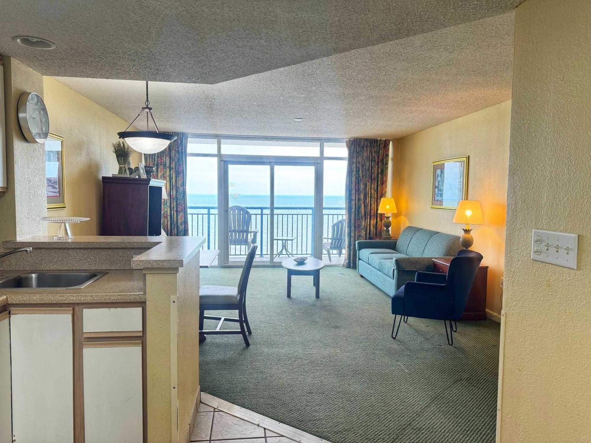 Hosteeva Stunning Atlantica Resort Condo W Ocean-Front Views And Pools 미를 비치 외부 사진